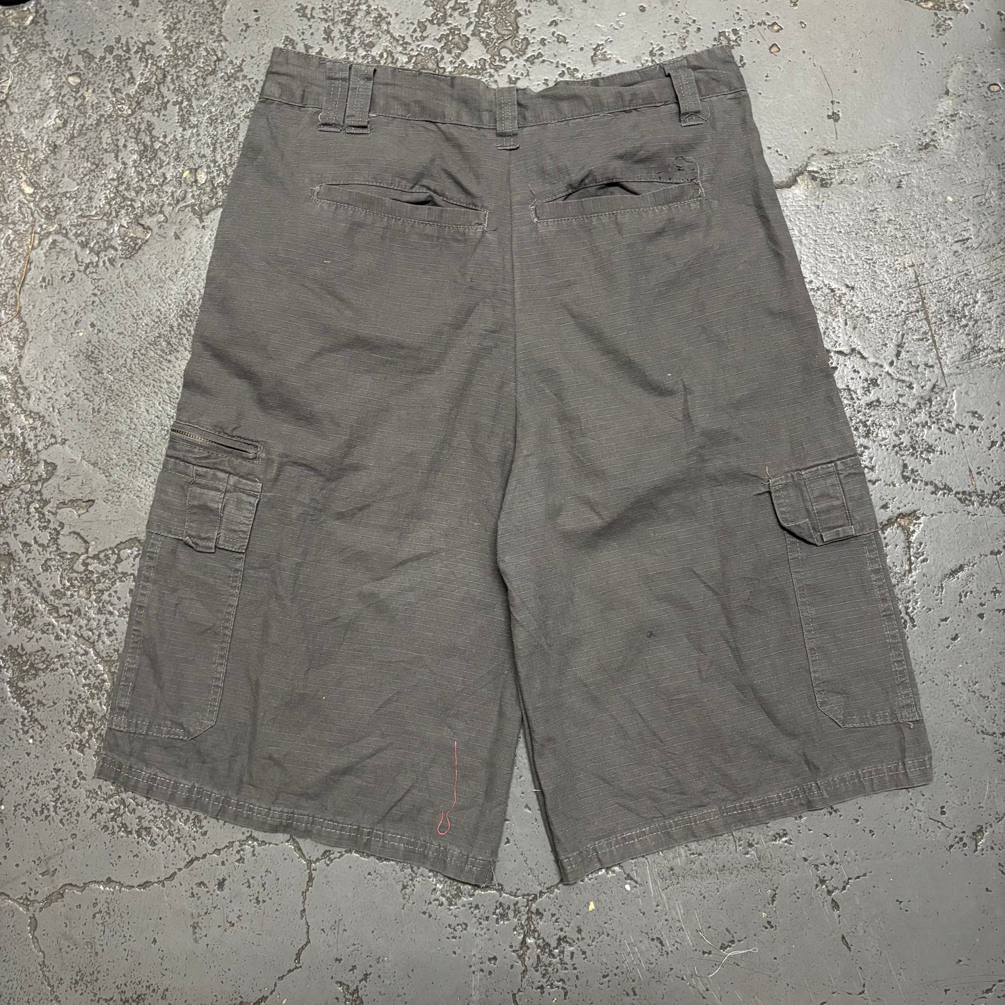 Vintage Nike cargo pants size 32”