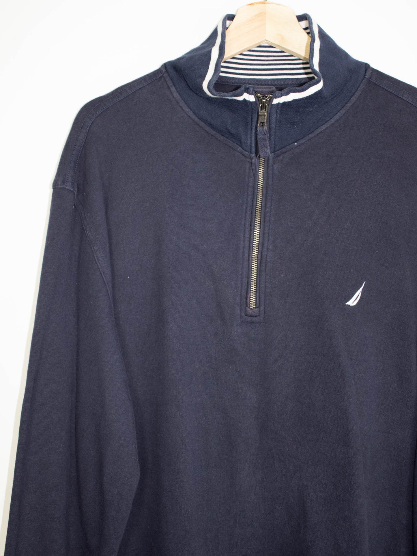 Vintage Nautica sweatshirt size: XL