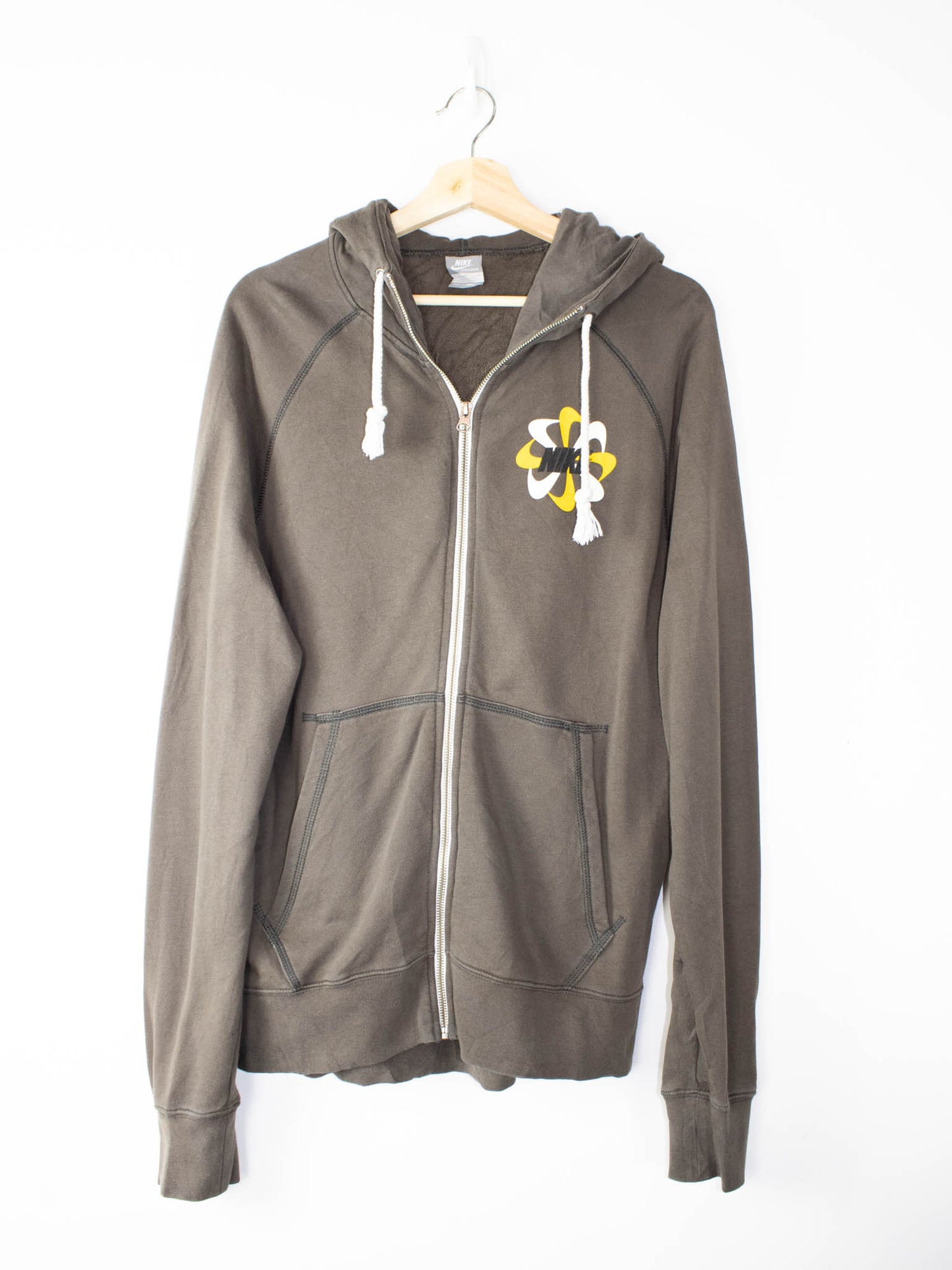 Vintage Nike Hoodies size: M