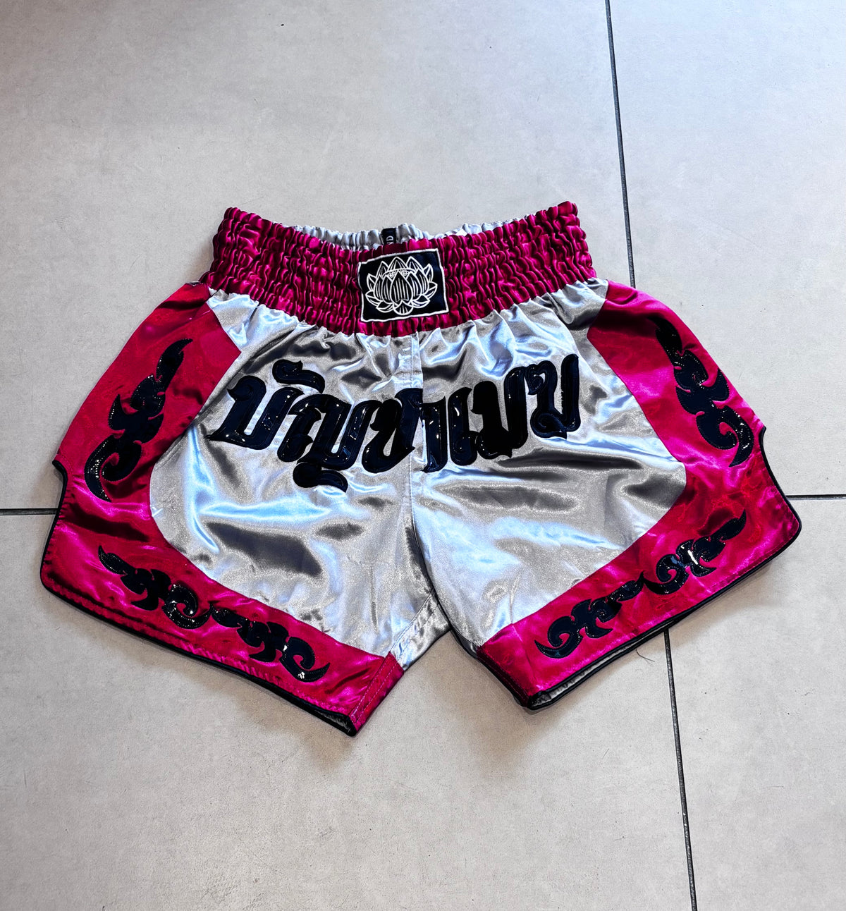 BUAKAW Boxing short size 2XL