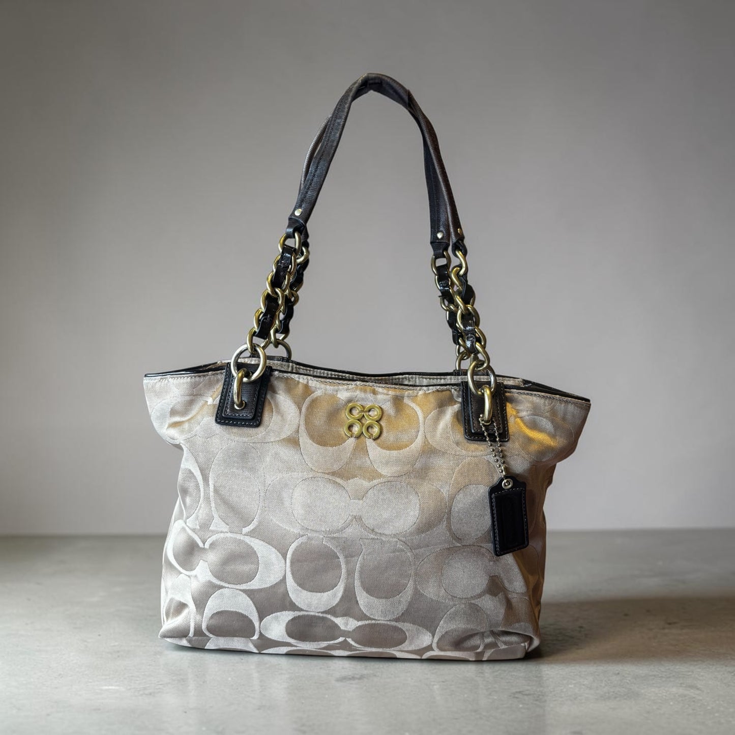 Vintage Coach hand bag