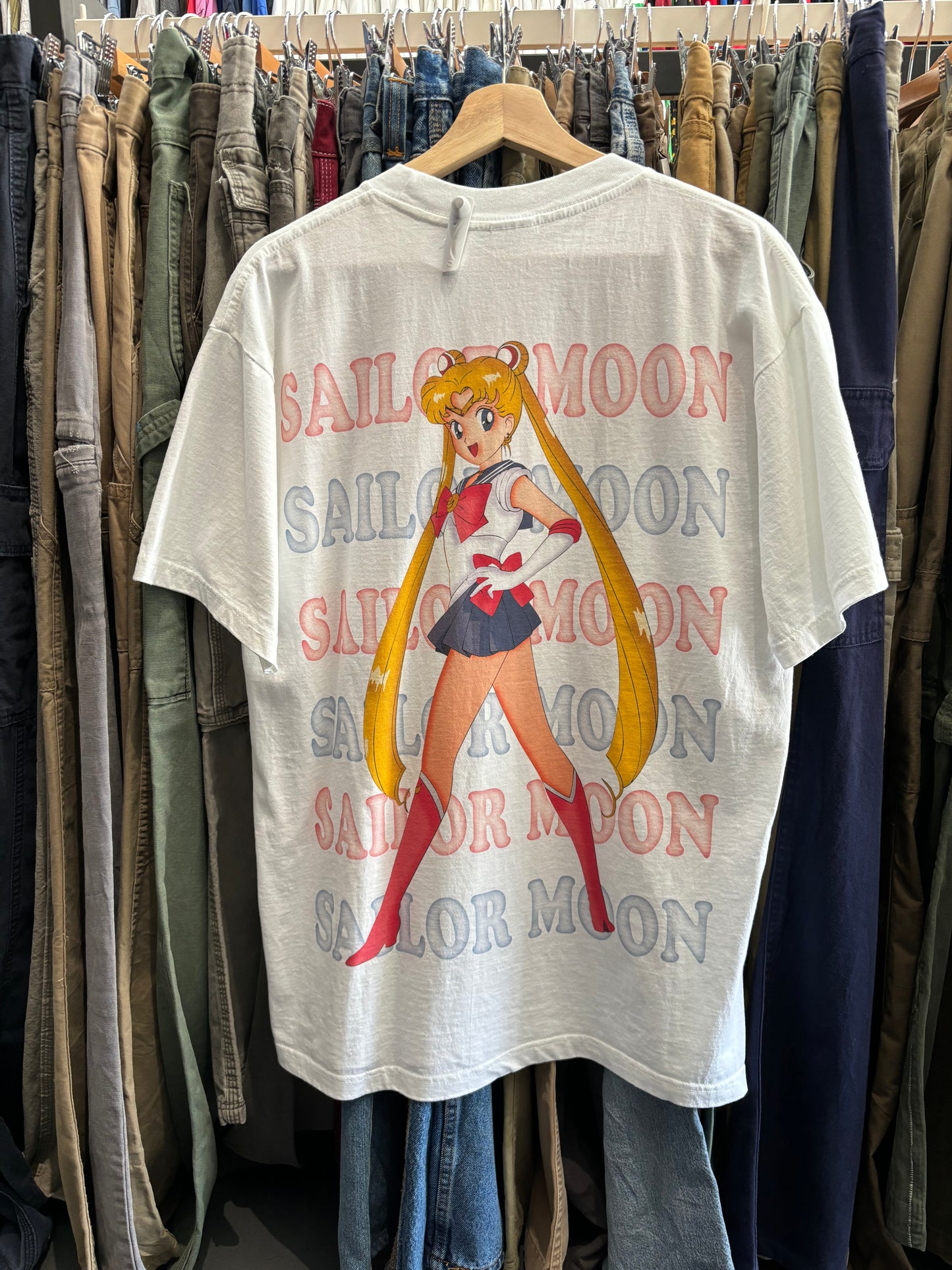 Sailor moon shirt size L