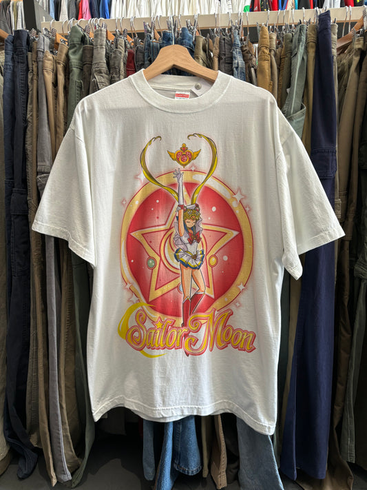 Sailor moon shirt size L