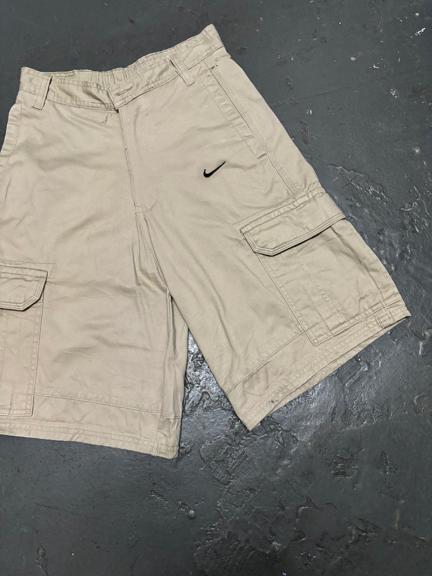 Vintage Nike cargo pants size 26”