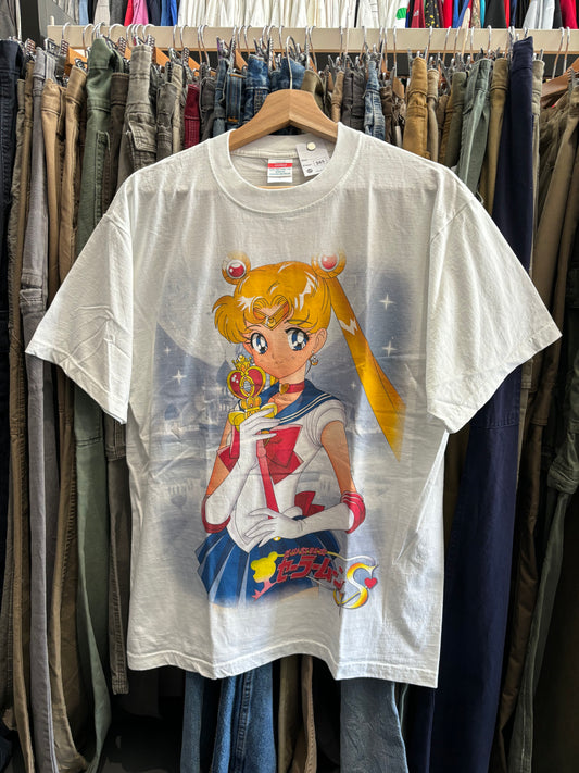 Sailor moon shirt size L