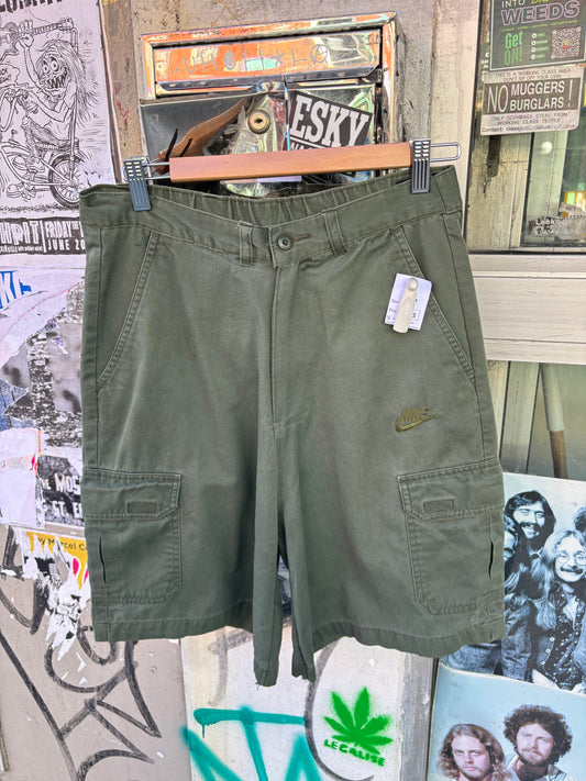 Nike cargo pants size 28”