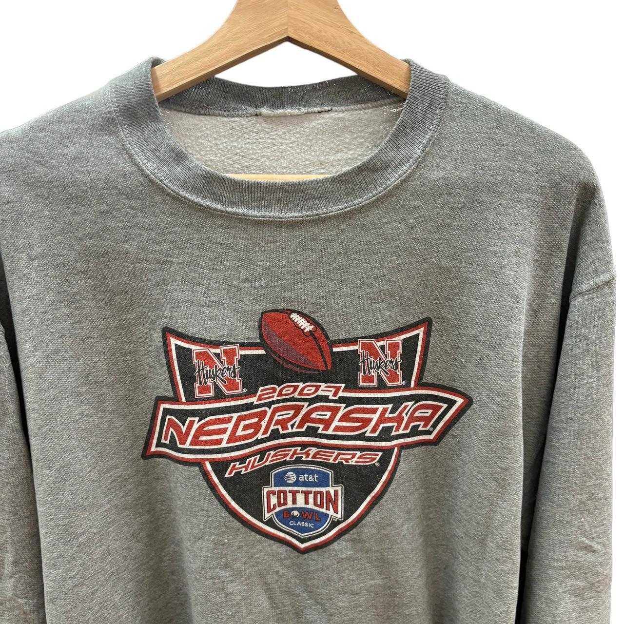 Vintage Nebraska sweater size: L
