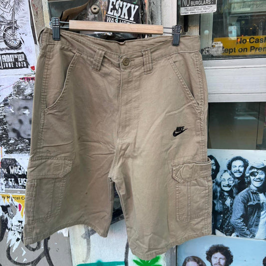 Nike cargo pants size 32”