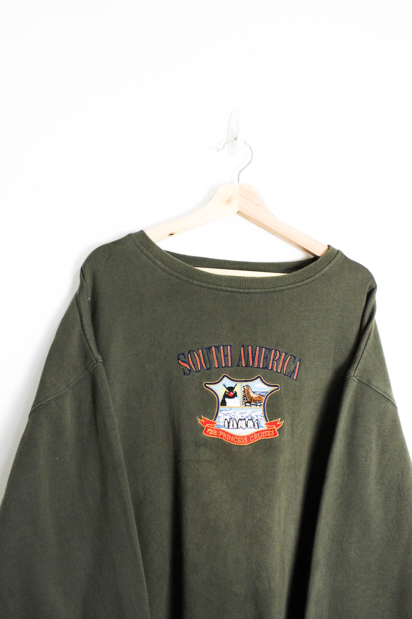 Vintage South America sweatshirt size: 2XL