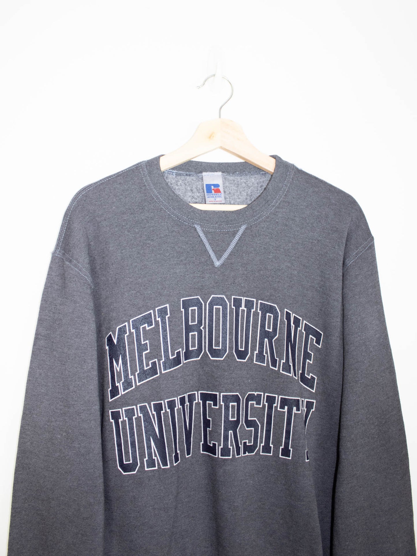 Vintage Melbourne University sweatshirt size: S