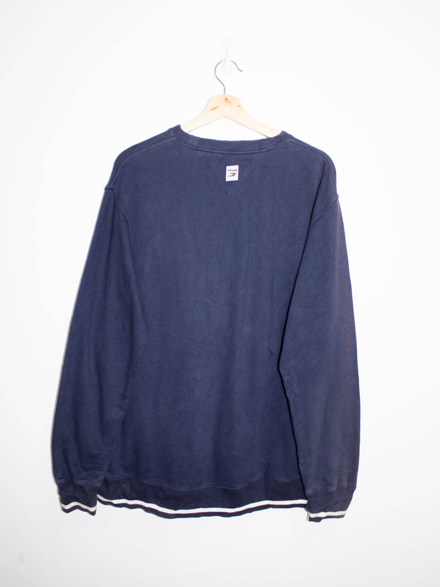 Vintage Tommy Hilfiger sweatshirt size: S - M