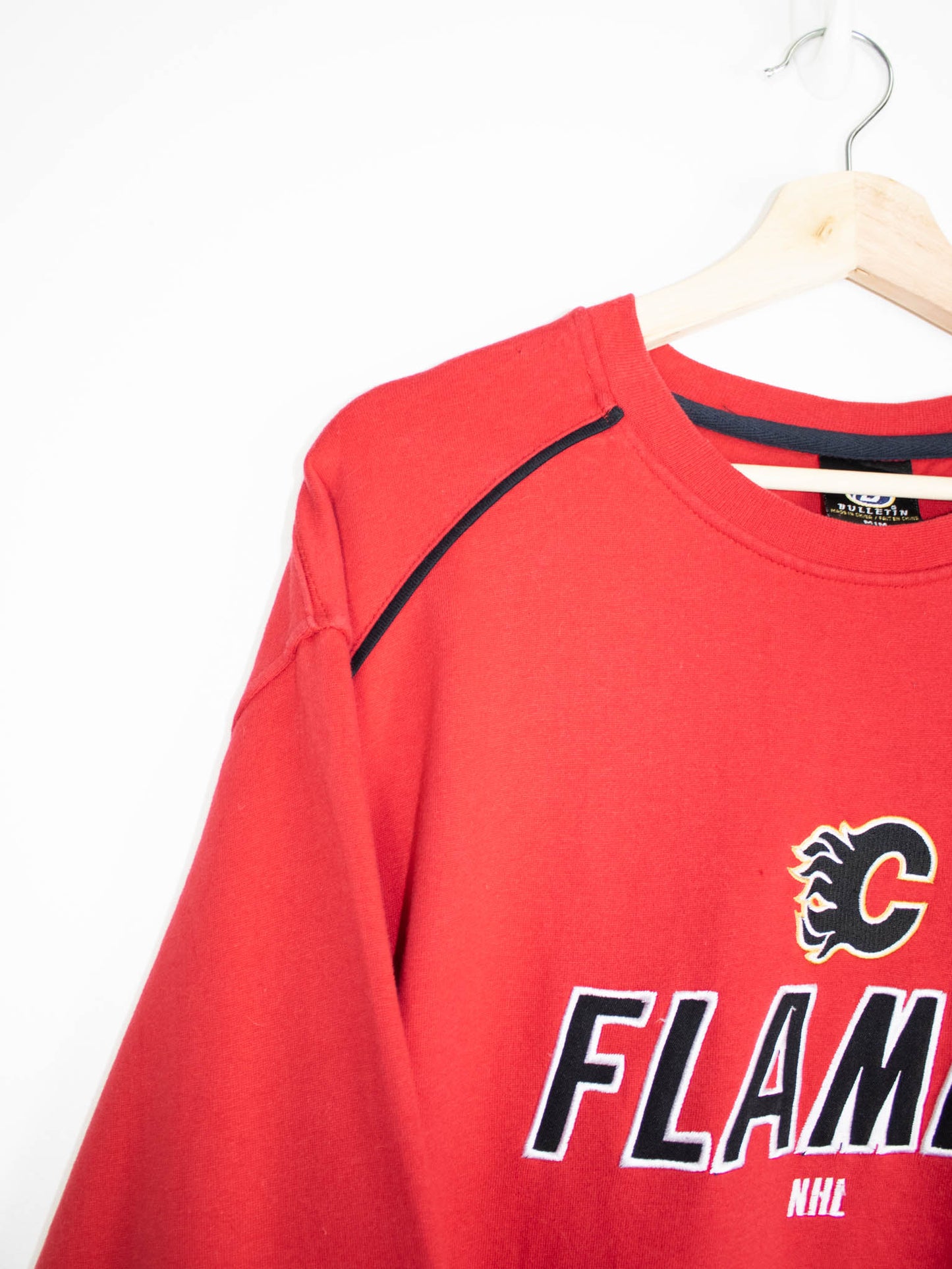 Vintage Flames NHL sweatshirt size: M