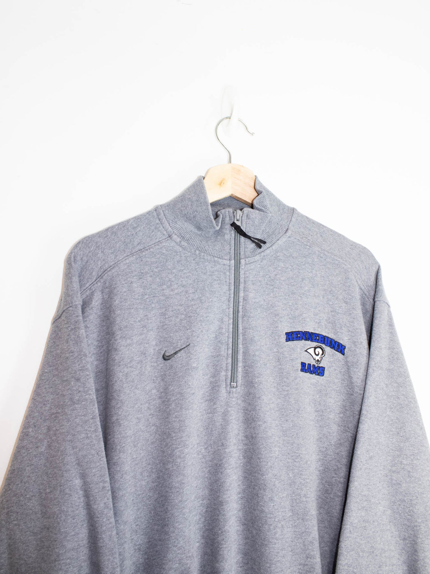 Vintage Nike sweatshirt size: XS