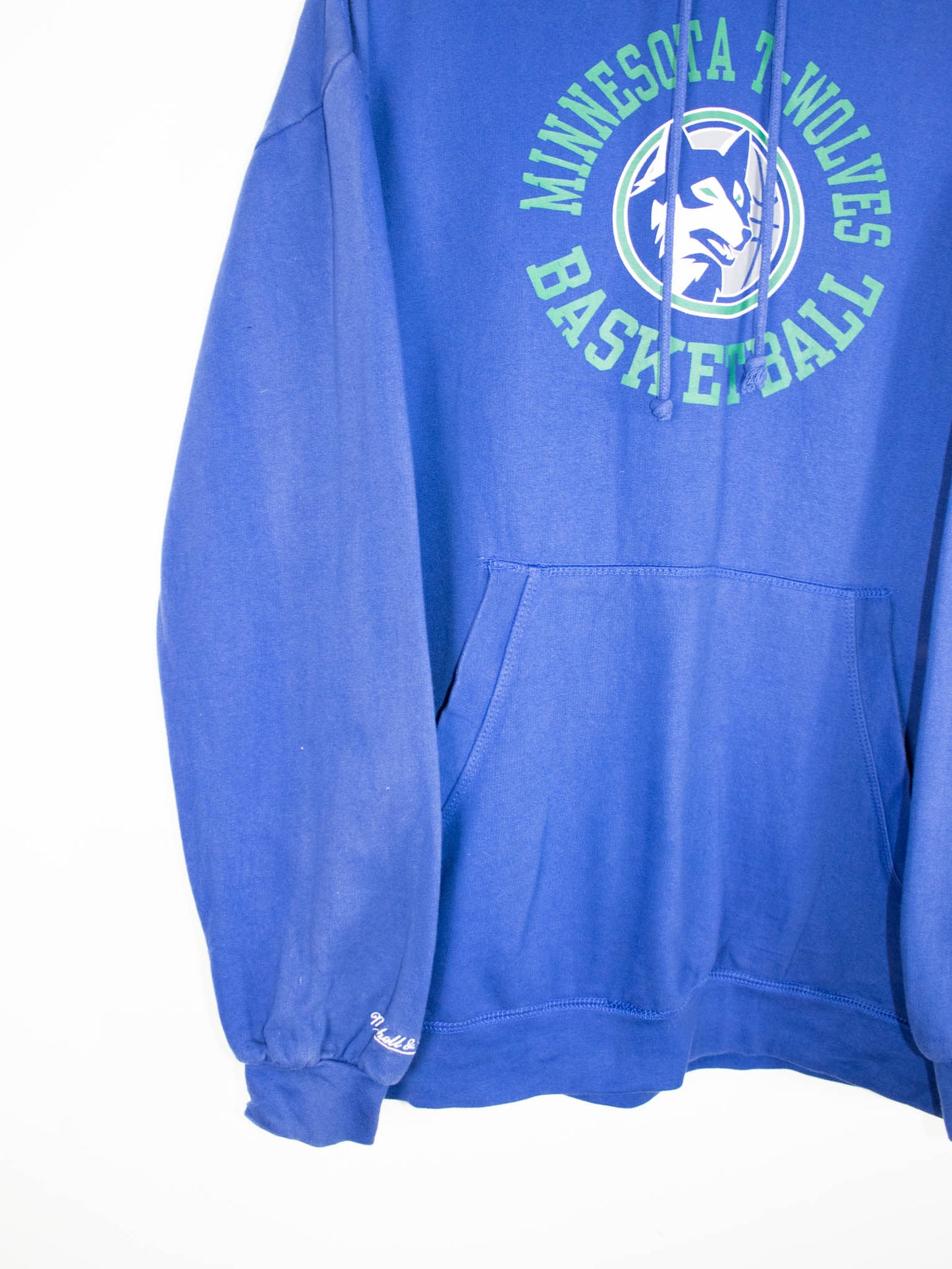 Vintage Minnesota T-Wolves Basketball Hoodies size: 3XL