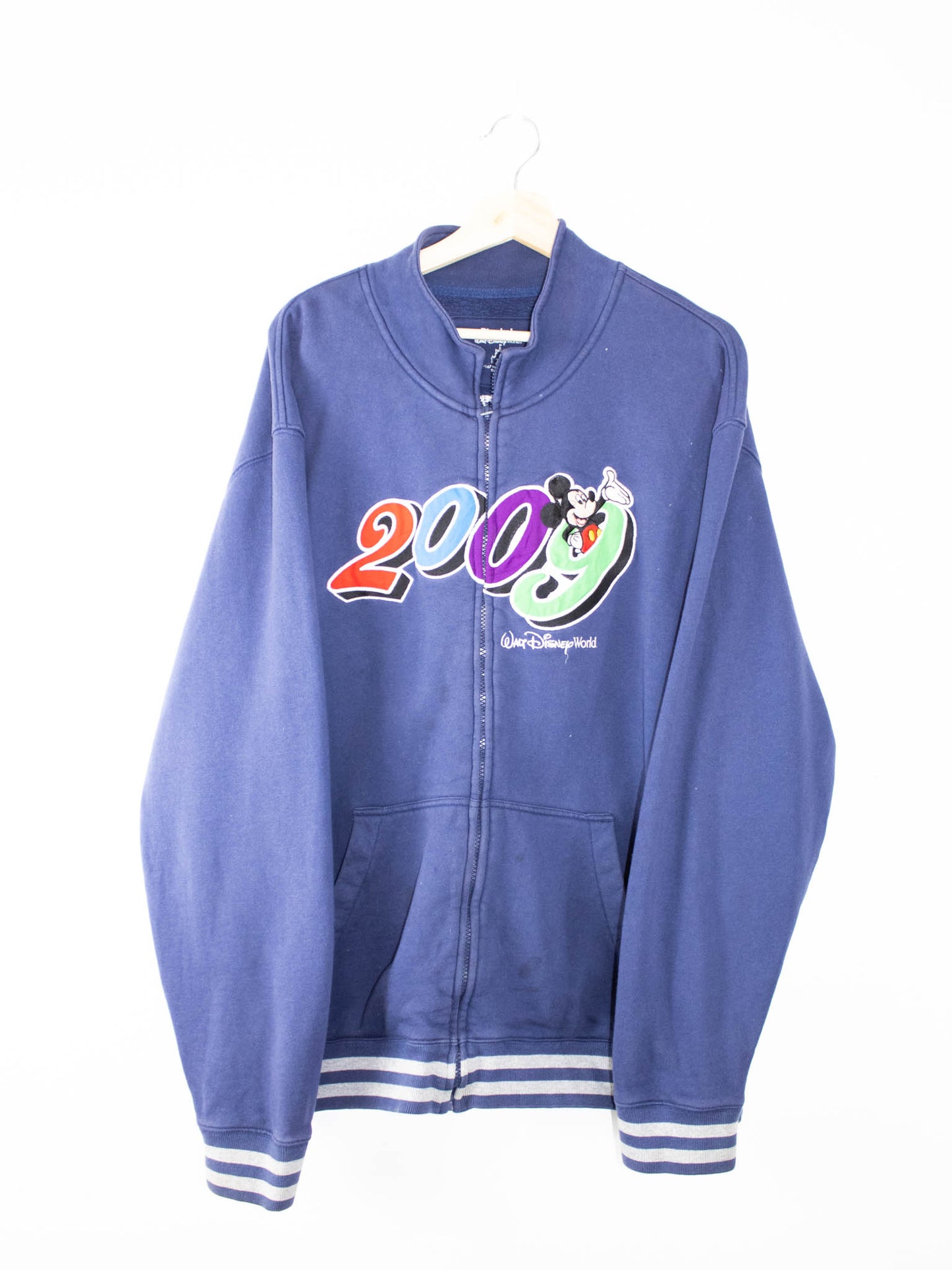 Vintage Disney sweatshirt size: XL